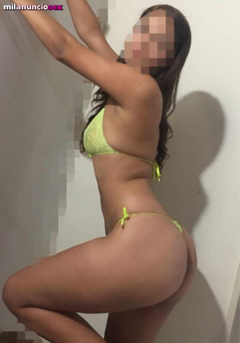 Luna guapa ycachonda muy fiestera