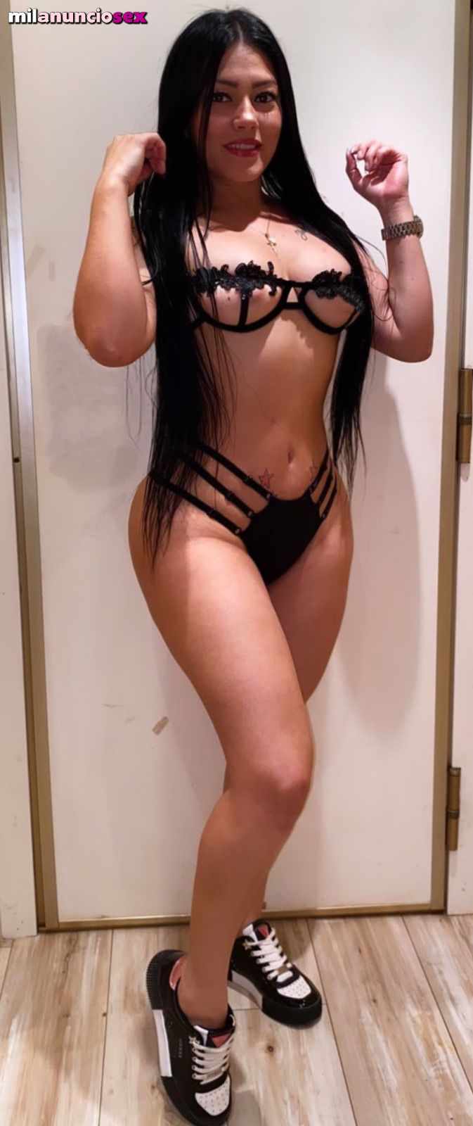 Hermosa y sexy latina SALIDAS 24 HORAS