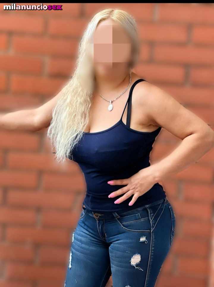 Rubia caliente belleza sexy