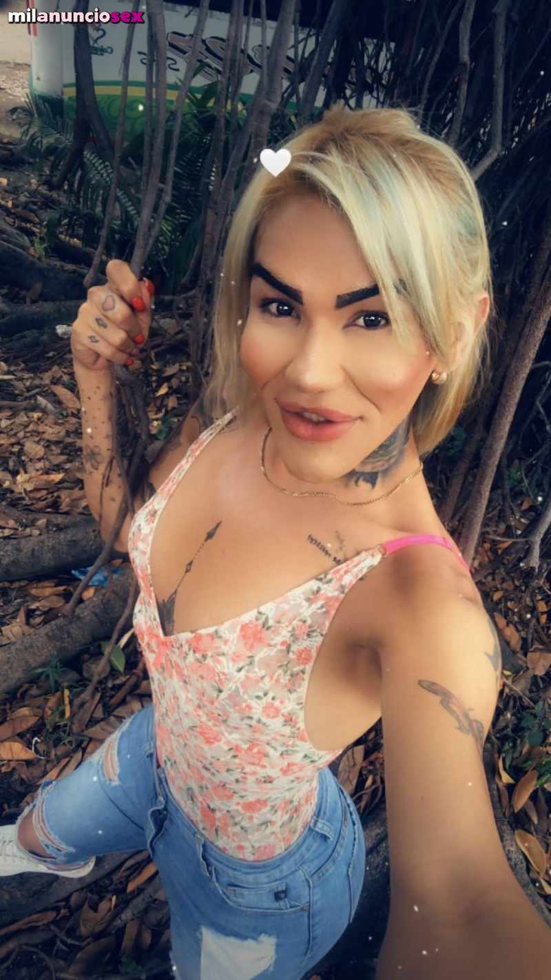 DANIELA TATUADA FEMENINA DELICADA FIERA