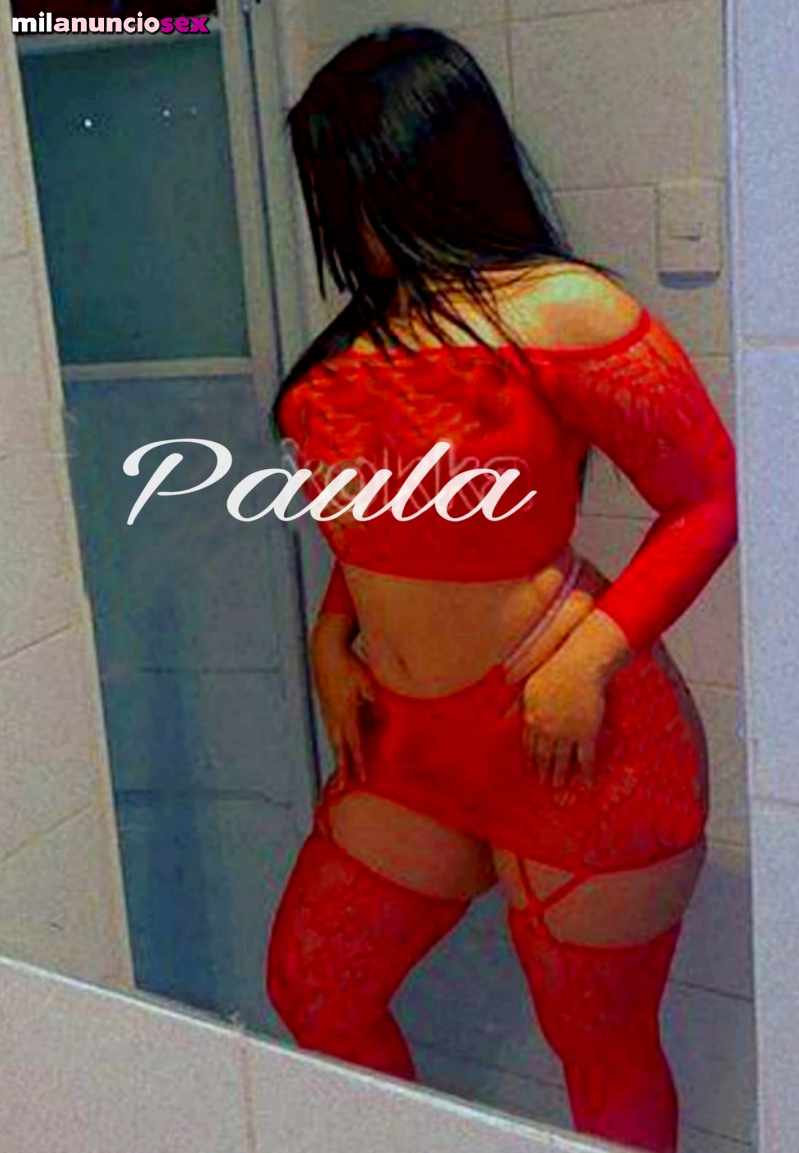 Paula morena Latina muy amigable