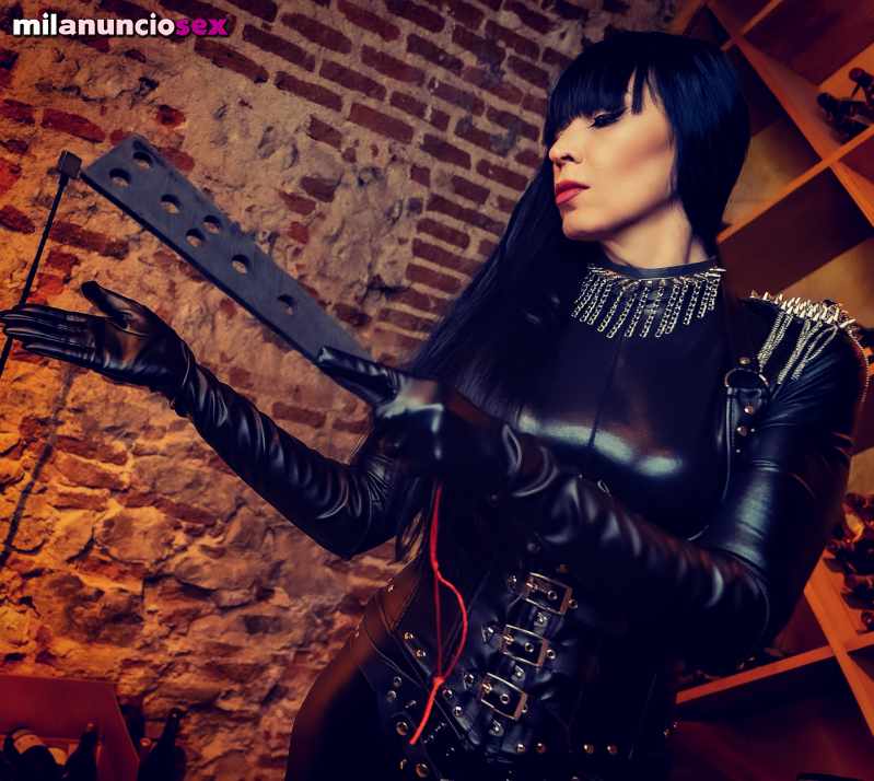 PROFESSIONAL MISTRESS FEMDOM MARBELLA