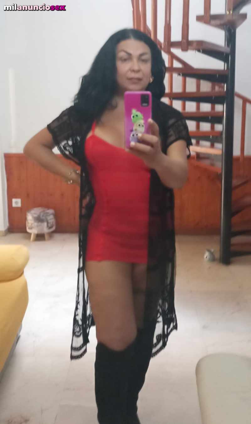 TRANS guapa e implicada  613431878