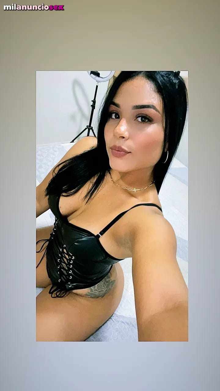 Luciana hermosa colombiana jovencita