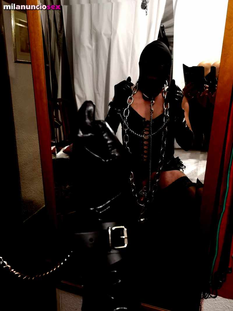 Guapísima Domina Mistress Fendom