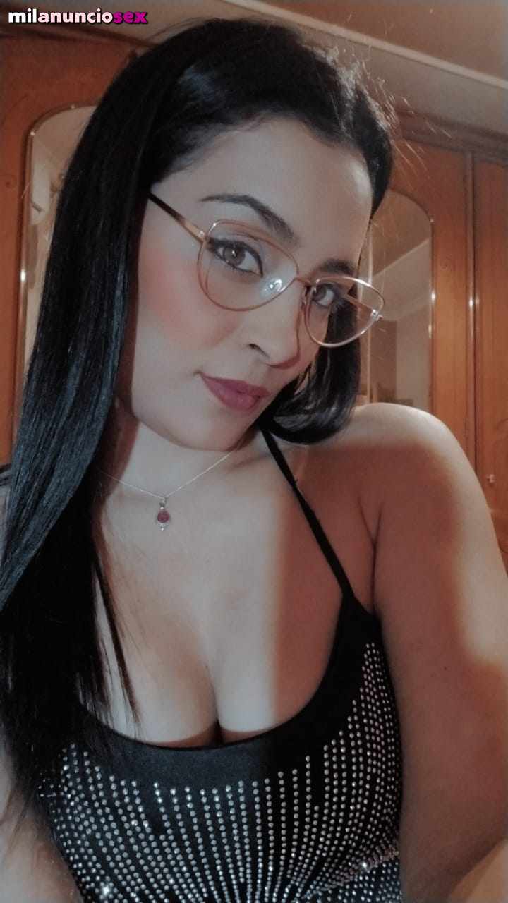 Dayana hermosa latina