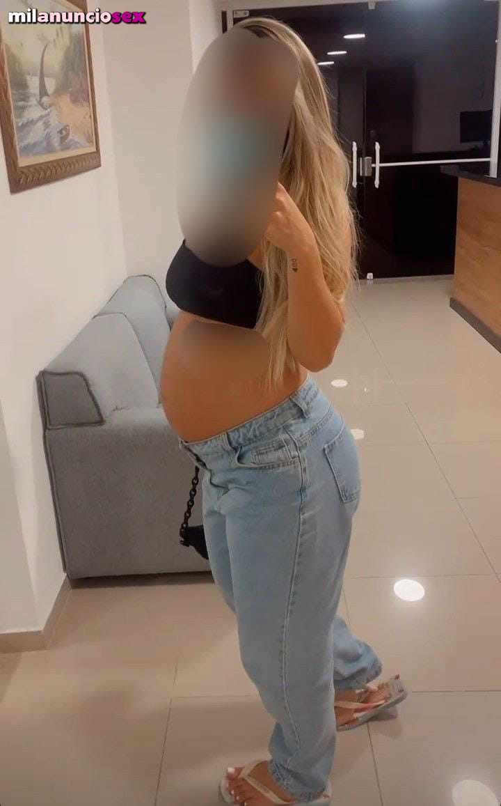 EMBARAZADA DE 5 MESES RUBIA 20 AÑITOS