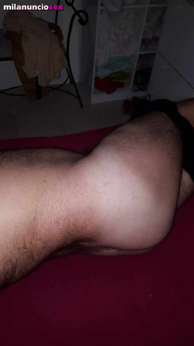 Chico gay busca activo 661 06 23 60