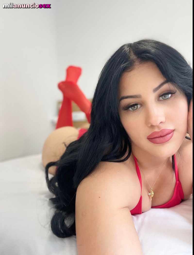 Montserrat venezolana sensual