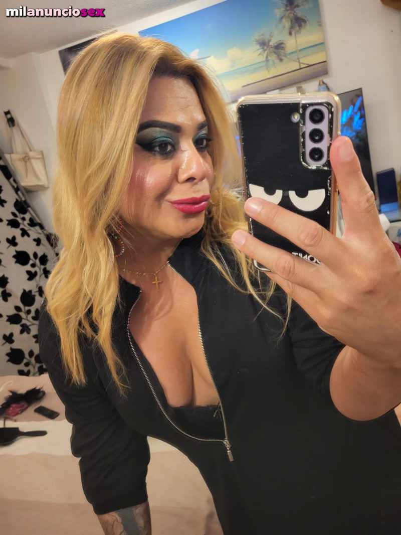 violeta una chica trans guapísima