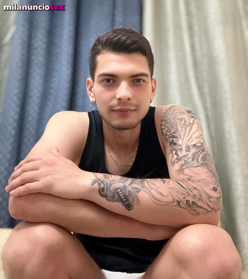 CHICO COLOMBIANO GRAN COMPAÑIA