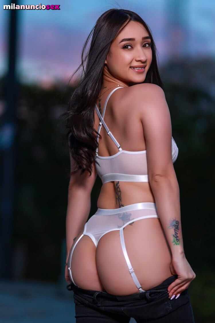 Danna joven colombiana muy dulce