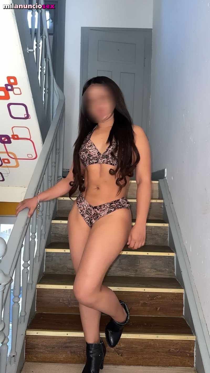 DANIELA FIESTA Y PLASER