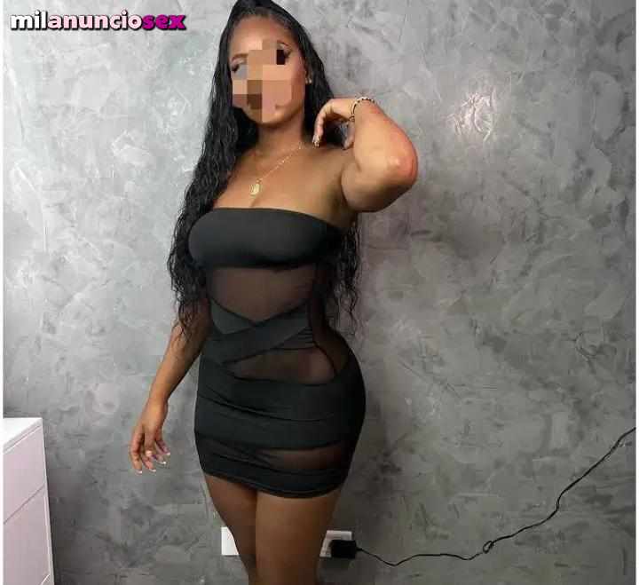 Mia venezolana muy bonita morenita