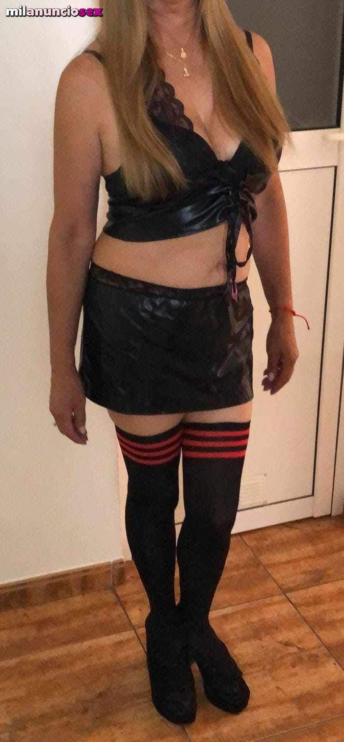 Ainoa colombiana cachonda