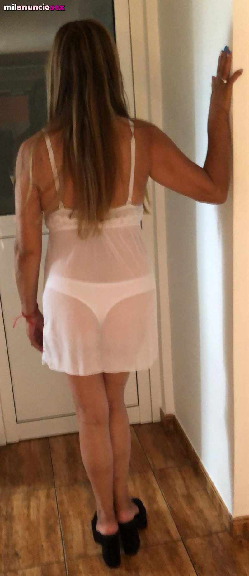 Ainoa colombiana cachonda