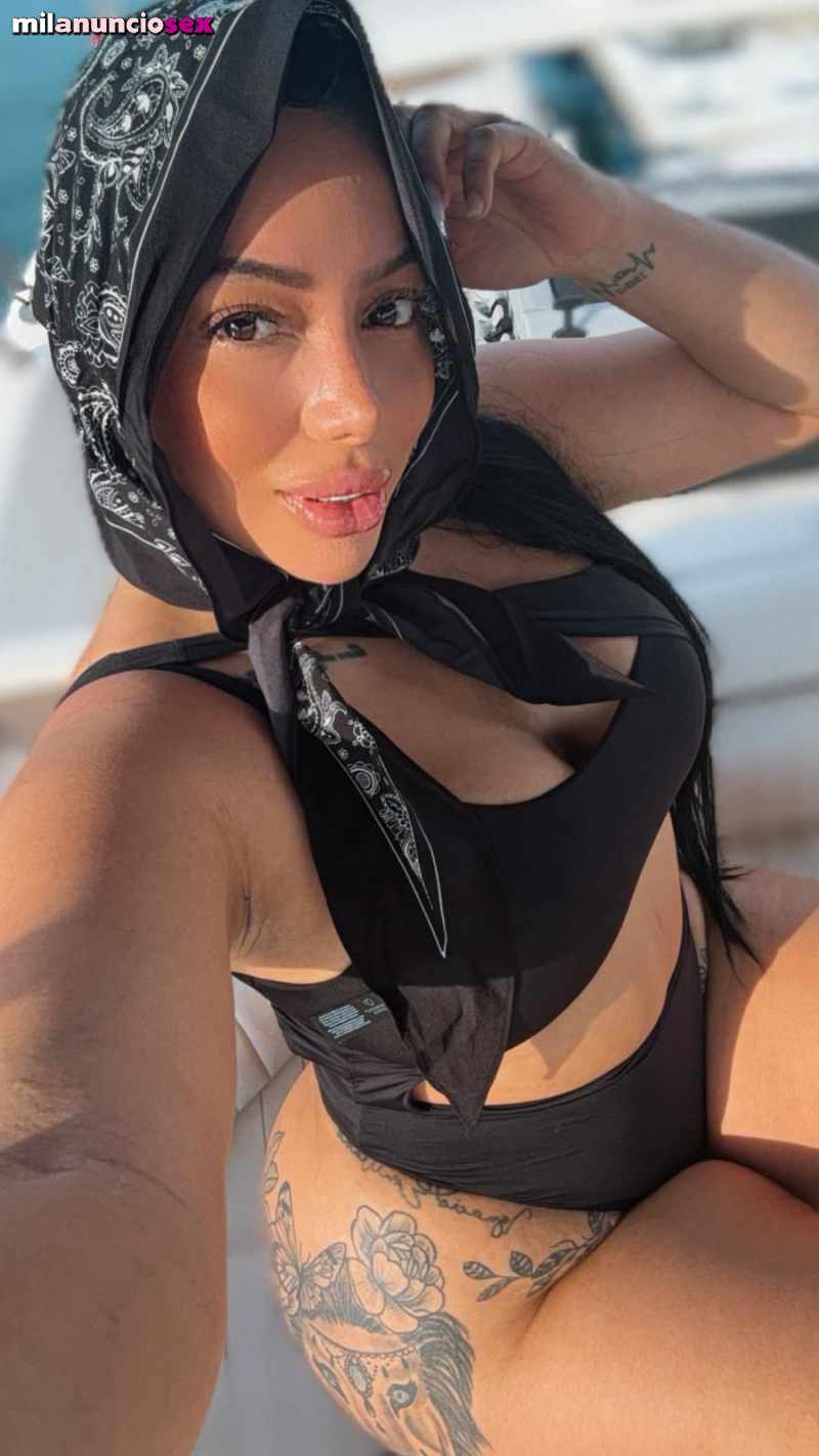 Carolina colombiana fogosa super luio